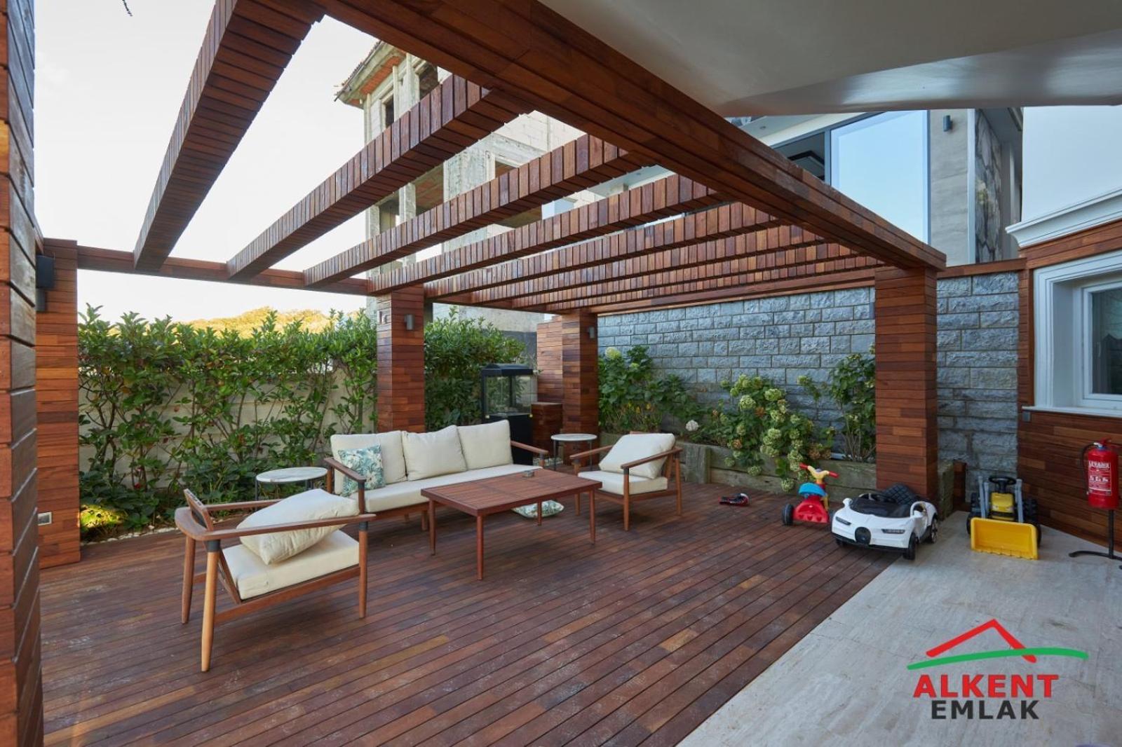 Kilyos Lueks Malikane Villa *